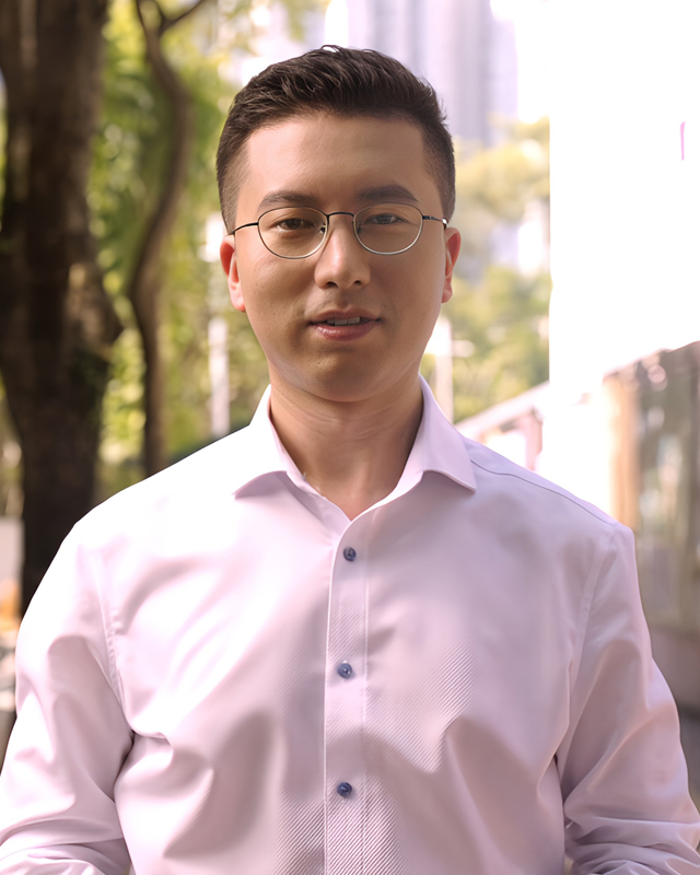 Professor Guodong Lyu